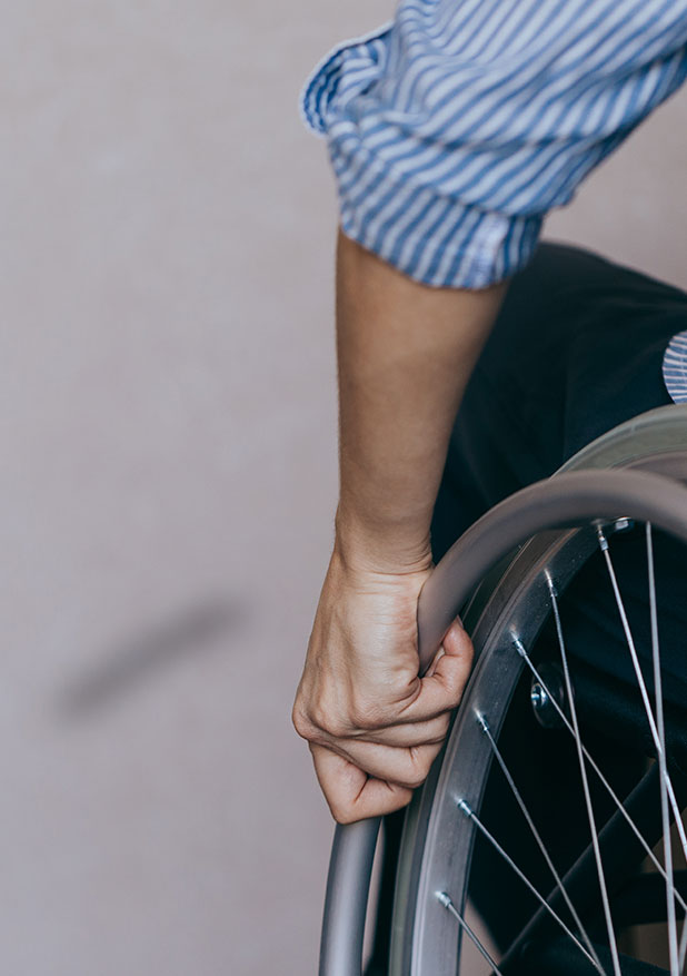 Our miracle sponge conjures away stains on the wall in one move!